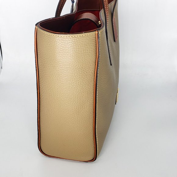 New Dooney & Bourke ASTON TOTE Light Taupe - Picture 3 of 8